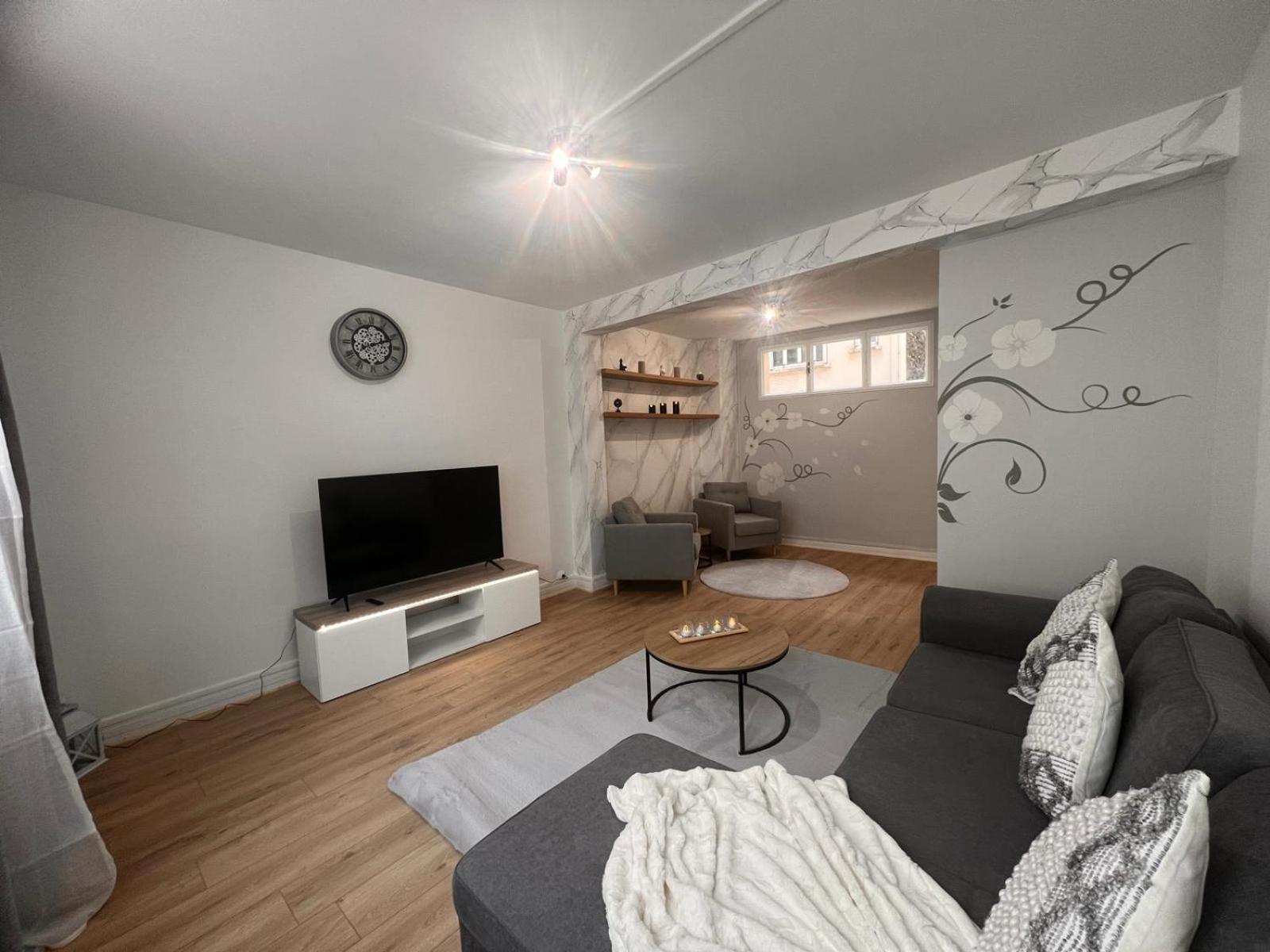 Appartement Paris Grenelle - Hala Paris Exterior photo